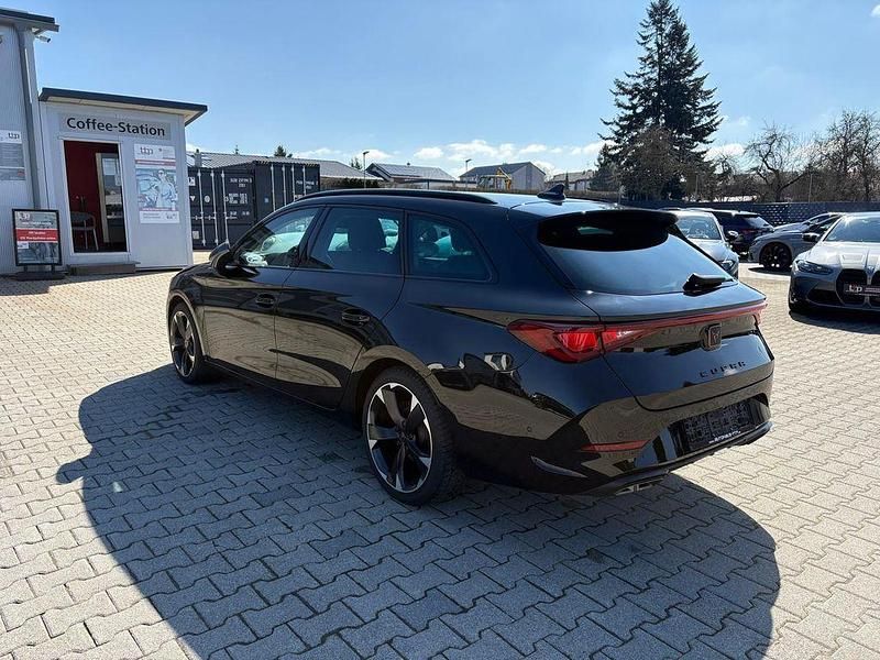 Gebraucht Cupra Leon 150 PS (110 kW) 2024 Mitternachtsschwarz Kombi