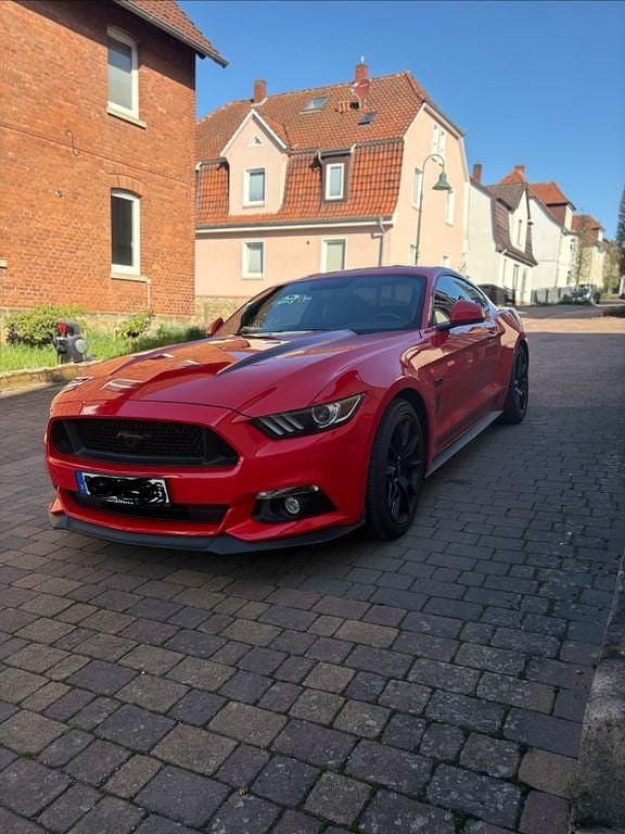 Second-hand Ford Mustang 421 CP (309 kW) 2017 Roșu Coupe