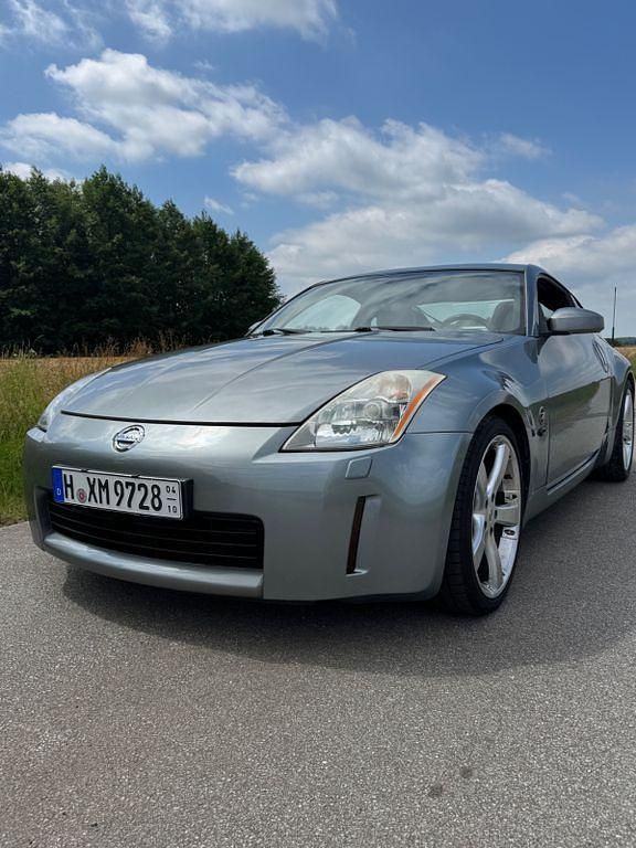 Grau Gebraucht 2005 Nissan 350Z Coupé | 13.999 € (Fairer Preis) - Bild 1/4