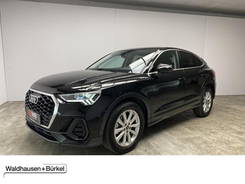Mythosschwarz (metallic) Gebraucht 2023 Audi Q3 Sportback Basis SUV | 39.950 € (Teuer) - Bild 1/4