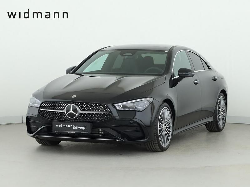 Schwarz Gebraucht 2025 Mercedes CLA220 AMG line Limousine | 44.900 € (Teuer) - Bild 1/4