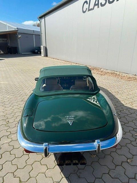 Gebraucht Jaguar E-Type 241 PS (177 kW) 1974 Grün Cabrio