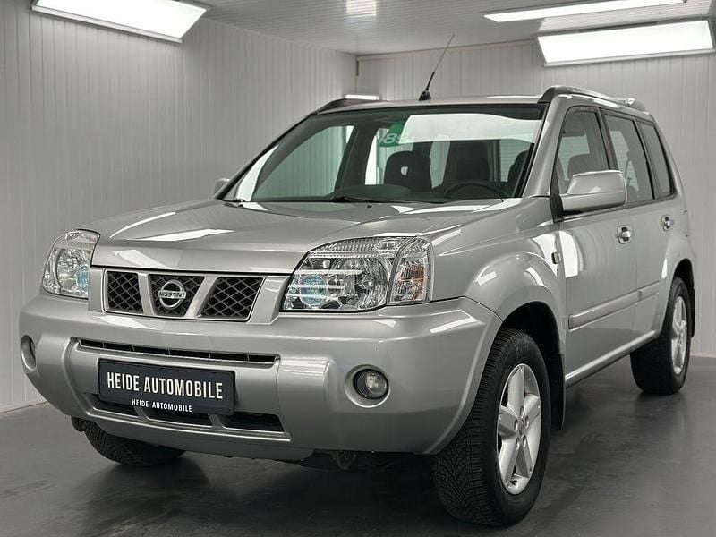 Silber Gebraucht 2004 Nissan X-Trail SUV | 3.900 € (Fairer Preis) - Bild 1/4