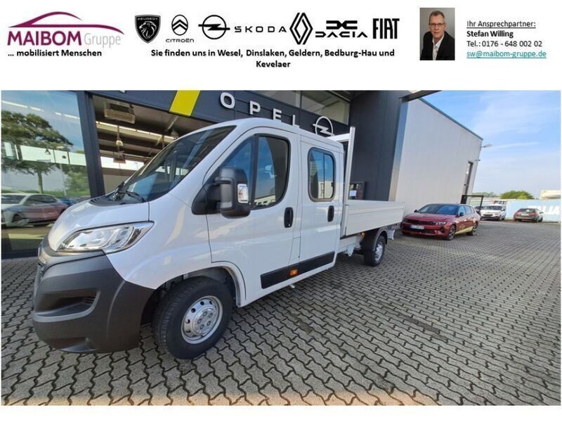 Weiß Gebraucht 2024 Opel Movano Van | 34.990 € (Etwas zu teuer) - Bild 1/4