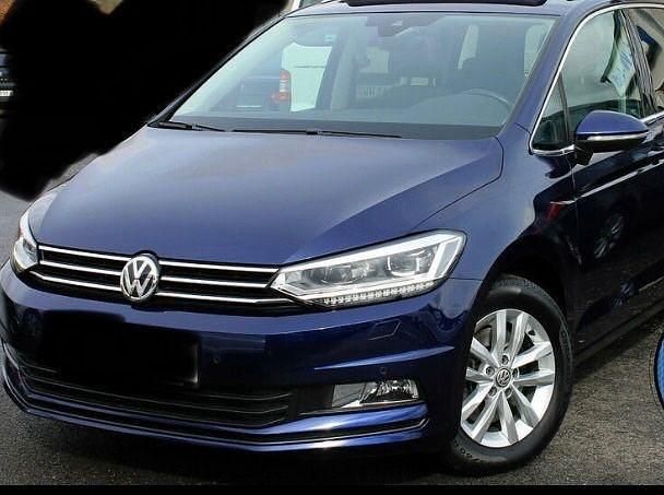 Gebraucht VW Touran Comfortline 150 PS (110 kW) 2015 Blau Van / Kleinbus