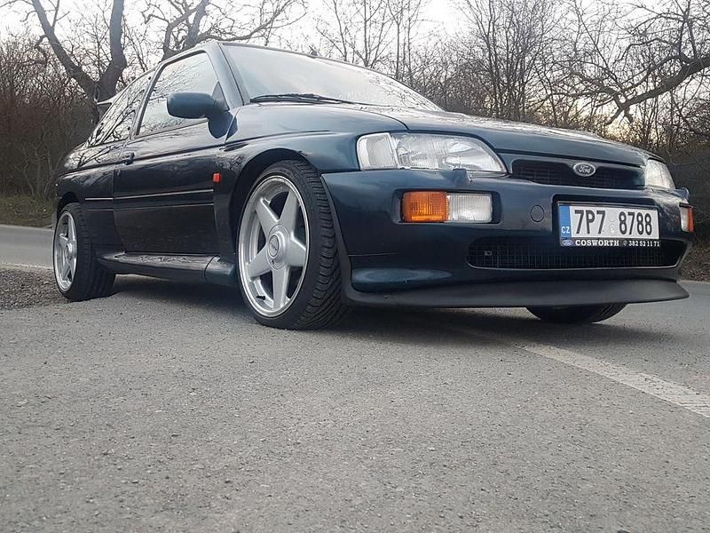 Gebraucht Ford Escort RS 220 PS (161 kW) 1997 Blau Limousine
