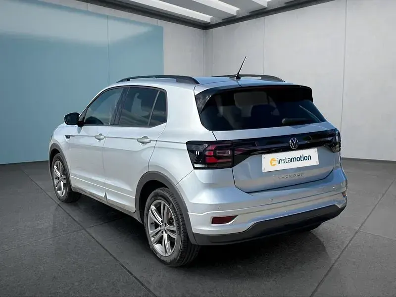 Gebraucht VW T-Cross Life 150 PS (110 kW) 2023 Silber SUV