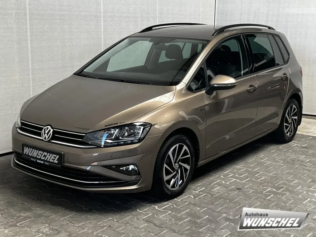 Gebraucht VW Golf VII Join 110 PS (80 kW) 2018 Braun Limousine