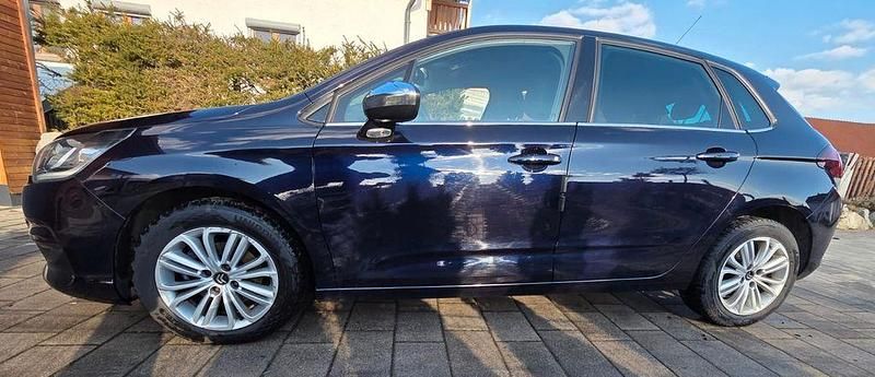 Gebraucht Citroën C4 PureTech 131 PS (96 kW) 2016 Blau Limousine