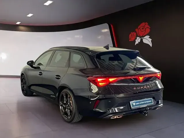 Neu Cupra Leon VZ 272 PS (200 kW) 2026 Midnight schwarz metallic Kombi