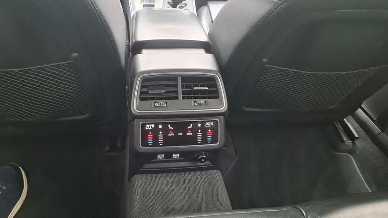 Gebraucht Audi A6 Ambiente 204 PS (150 kW) 2020 Schwarz Kombi