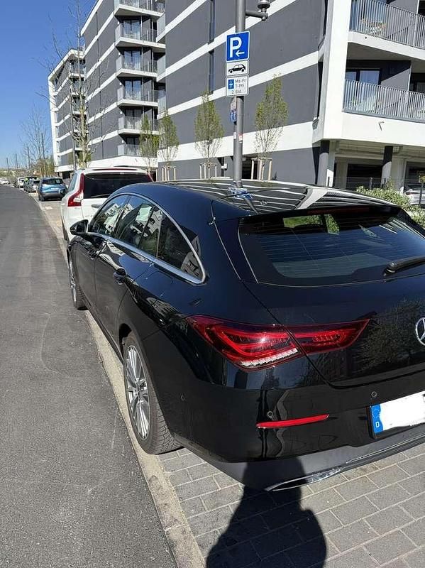 Gebraucht Mercedes CLA200 150 PS (110 kW) 2020 Schwarz Kombi