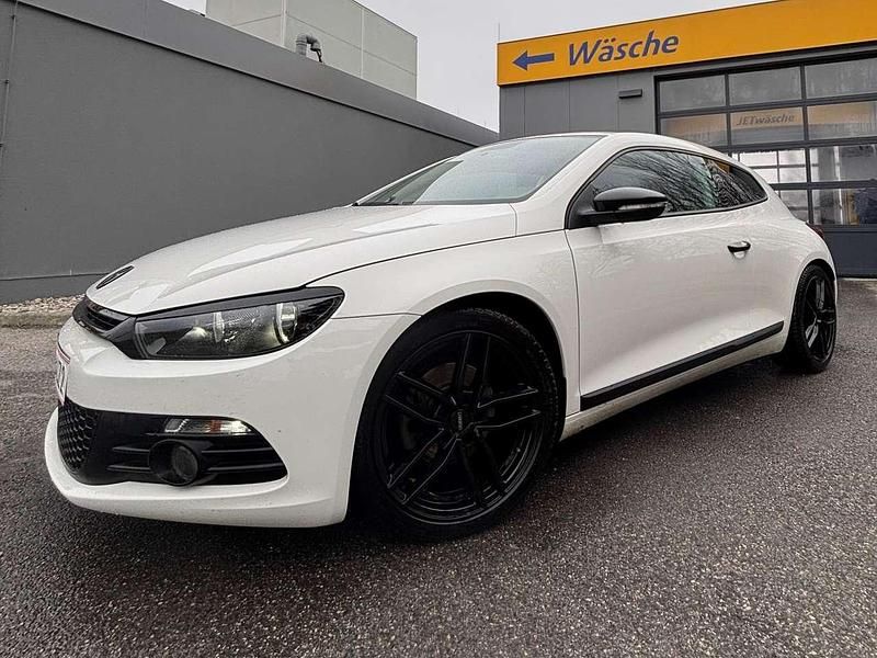 Gebraucht VW Scirocco 122 PS (89 kW) 2009 Weiß Coupé