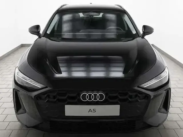 Gebraucht Audi A5 Sport 204 PS (150 kW) 2025 Schwarz Kombi