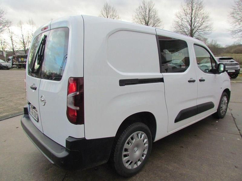 Gebraucht Opel Combo 102 PS (75 kW) 2021 Weiß Van / Kleinbus