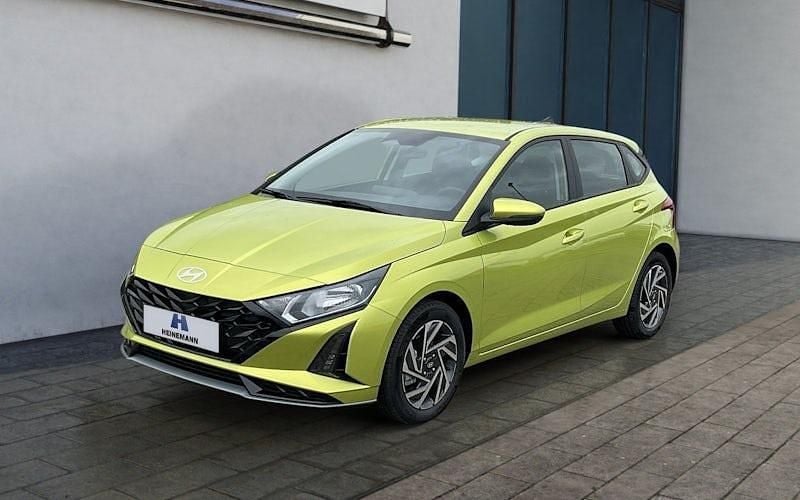 Lucid lime Neu 2025 Hyundai i20 Trend Limousine | 21.888 € (Fairer Preis) - Bild 1/4