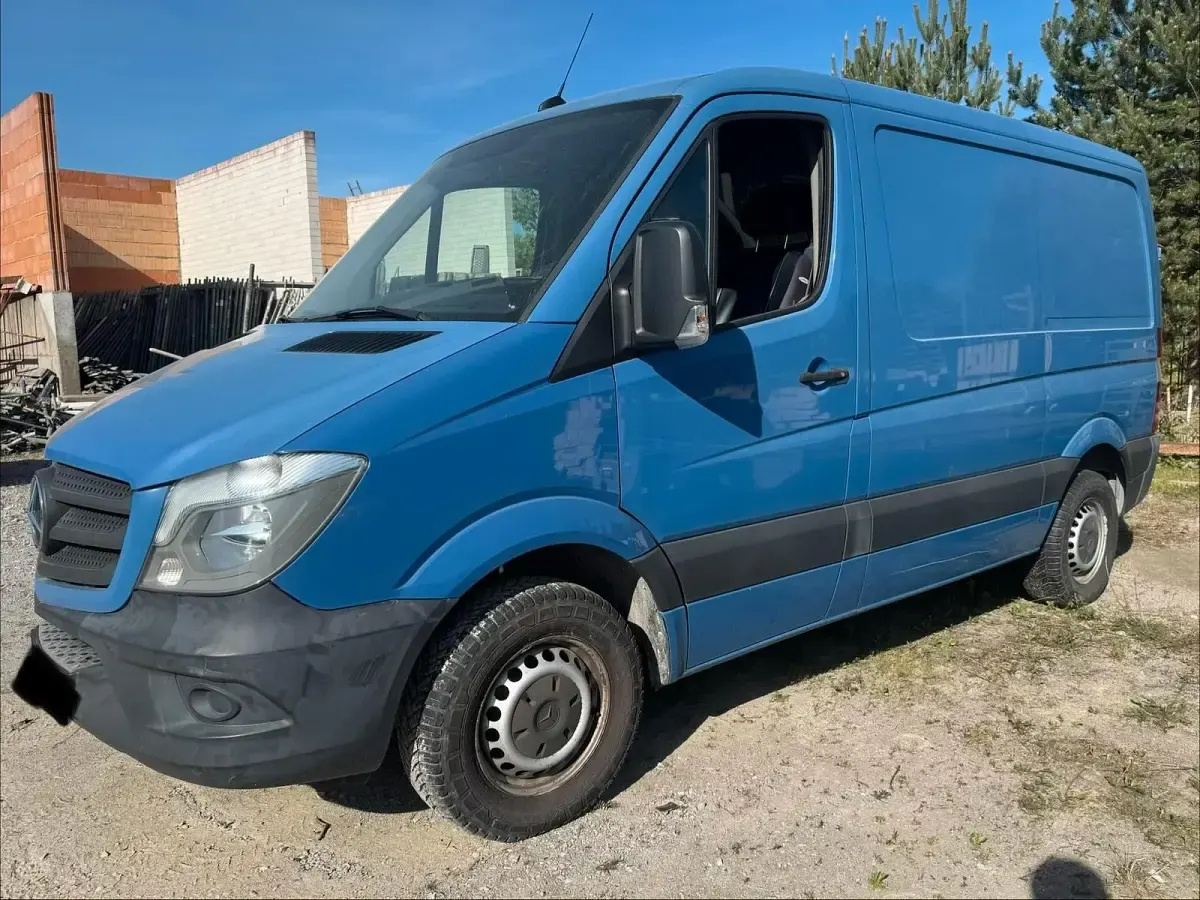 Używany Mercedes Sprinter 163 KM (119 kW) 2016 Niebieski Van