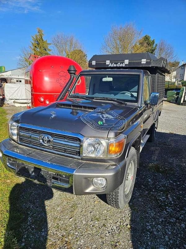 Gaumet. Gebraucht 2022 Toyota Land Cruiser SUV | 61.285 € - Bild 1/4