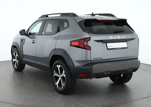 Neu Dacia Duster Journey 131 PS (96 kW) 2025 Dolomitgraumet. SUV