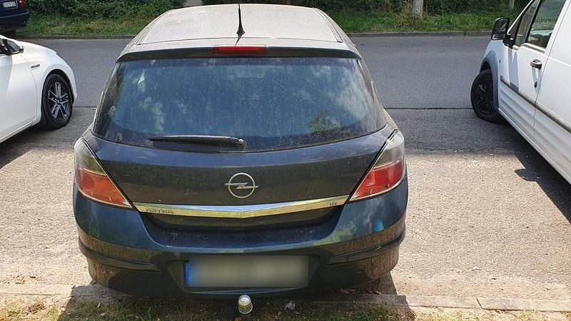 Gebraucht Opel Astra 110 PS (80 kW) 2008 Grau Kleinwagen