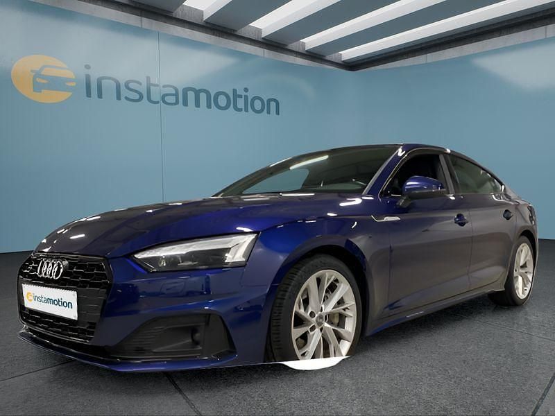 Blau Gebraucht 2020 Audi A5 Sportback Kleinwagen | 30.699 € (Fairer Preis) - Bild 1/4