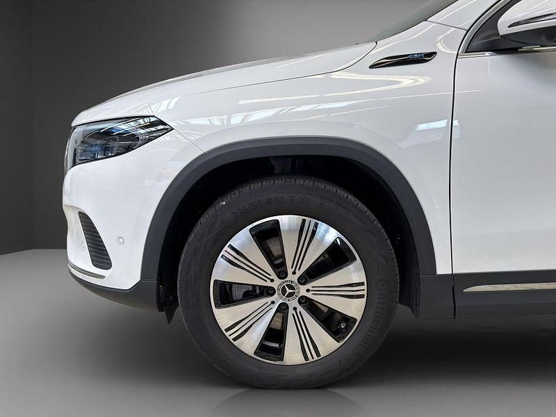 Gebraucht Mercedes EQA250 Progressive 139 kW (190 PS) 2021 Unilack polarweiß SUV