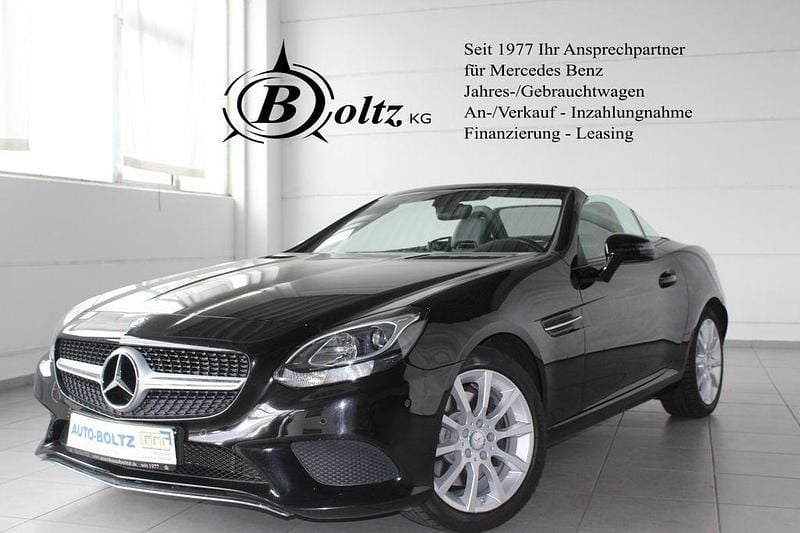Gebraucht Mercedes SLC200 184 PS (135 kW) 2016 Schwarz Cabrio