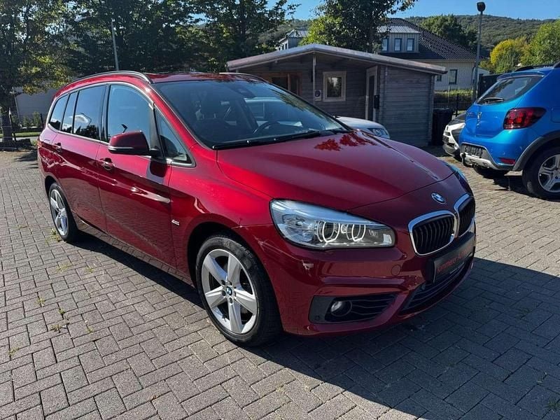 Flamencorot brillant Gebraucht 2015 BMW 218 Gran Tourer Sport Line Van / Kleinbus | 12.800 € (Guter Preis) - Bild 1/4