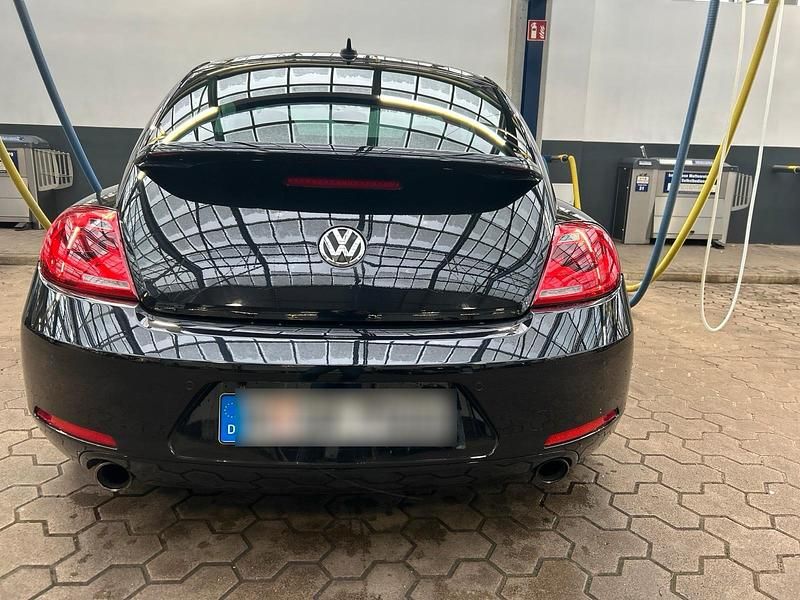 Gebraucht VW Beetle 200 PS (147 kW) 2011 Schwarz Kleinwagen