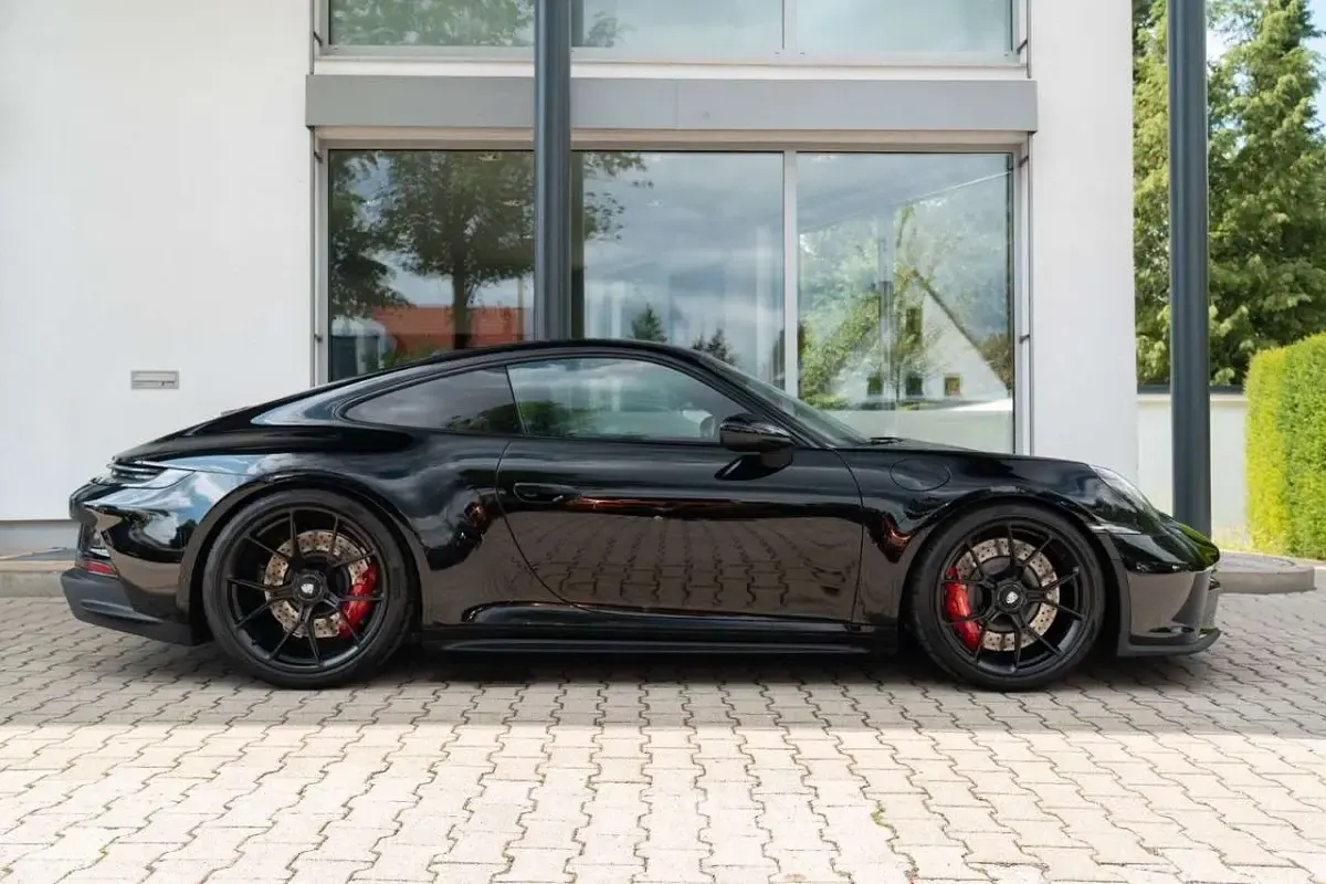 Gebraucht Porsche 911 GT3 510 PS (375 kW) 2024 Tiefschwarz Coupé