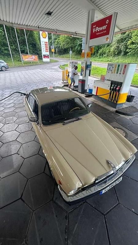 Gebraucht Jaguar XJ6 205 PS (150 kW) 1983 Beige Limousine