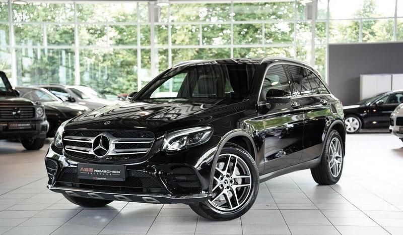 Schwarz Gebraucht 2019 Mercedes GLC220 AMG line SUV | 29.800 € (Etwas zu teuer) - Bild 1/3