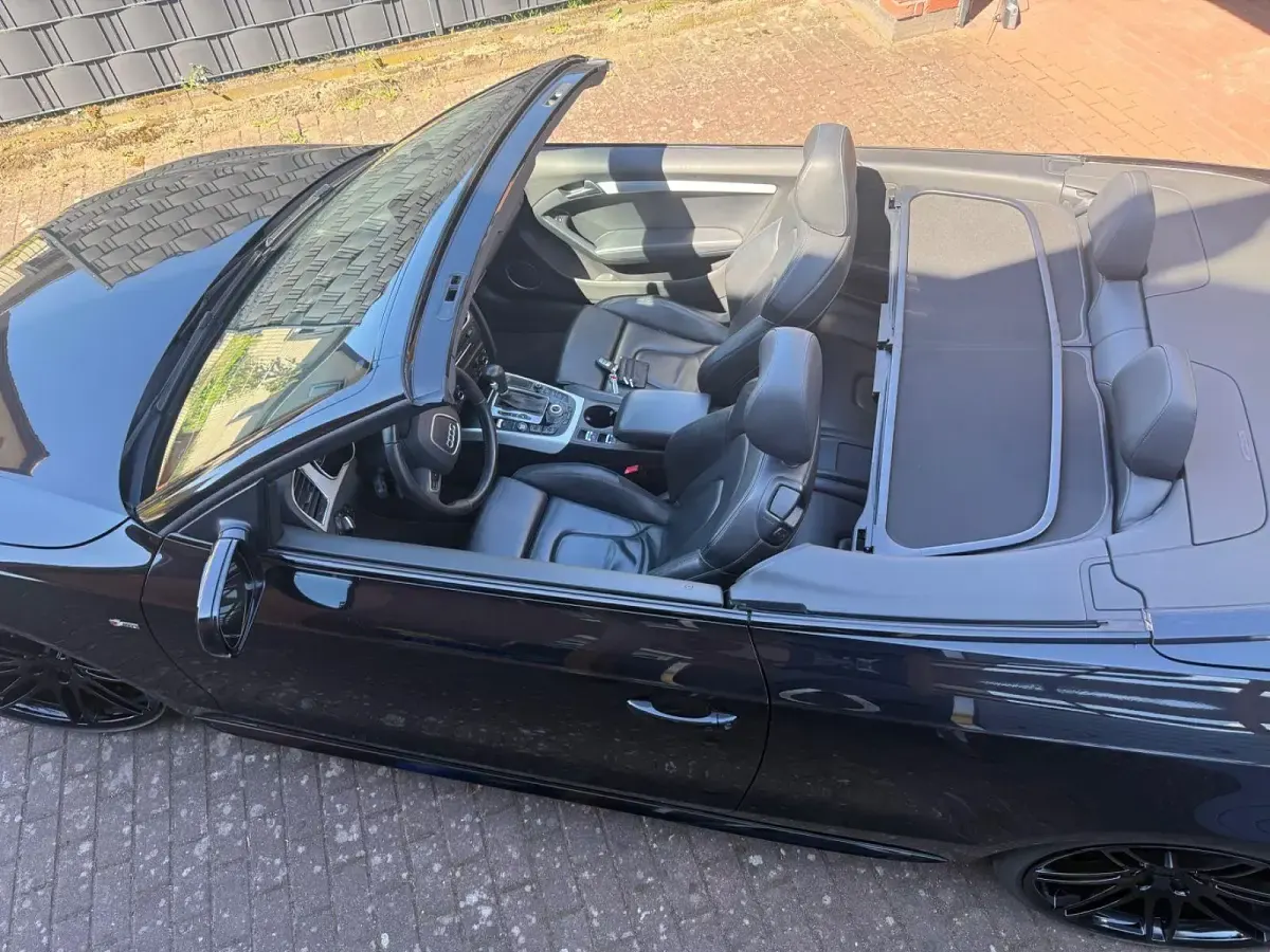 Gebraucht Audi A5 Cabriolet S-Line 239 PS (175 kW) 2011 Schwarz Cabrio