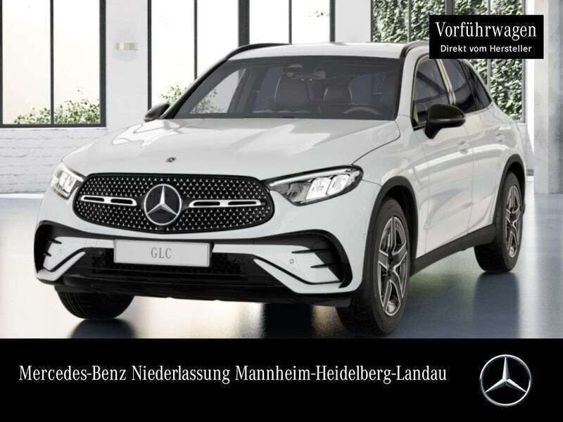 Polarweiß Gebraucht 2025 Mercedes GLC200 AMG SUV | 55.550 € (Fairer Preis) - Bild 1/4