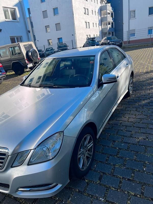 Brugt Mercedes E200 180 HK (132 kW) 2012 Sølv Sedan