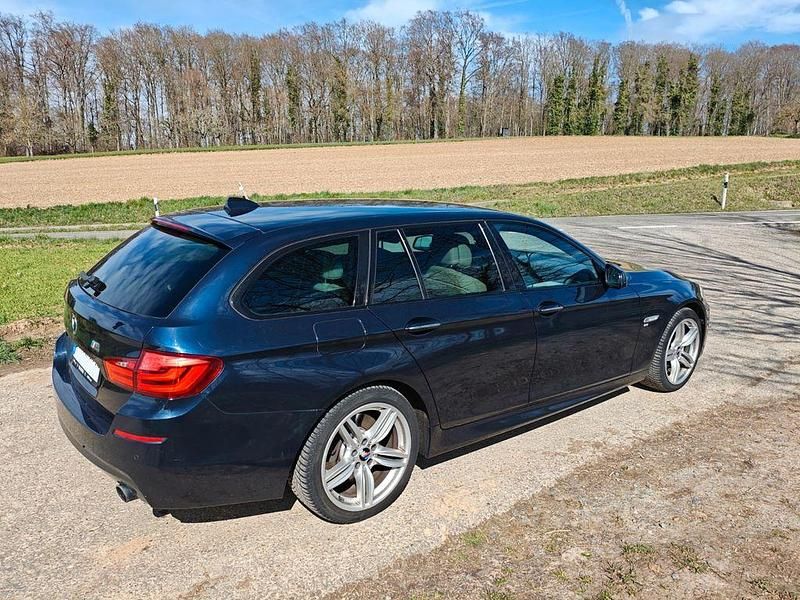 Gebraucht BMW 535 Performance 313 PS (230 kW) 2012 Blau Kombi
