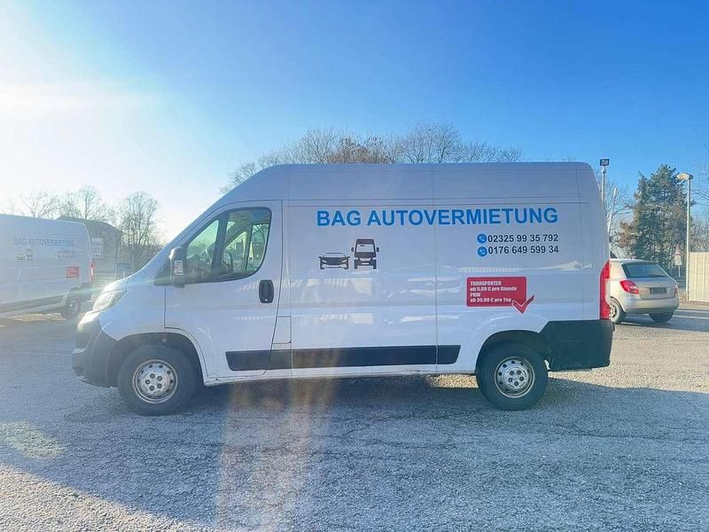 Gebraucht Peugeot Boxer S 120 PS (88 kW) 2023 Weiß Van