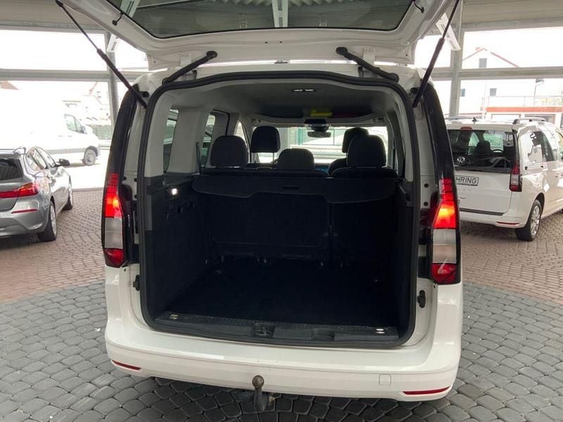Gebraucht VW Caddy Life 102 PS (75 kW) 2022 Weiß Van / Kleinbus