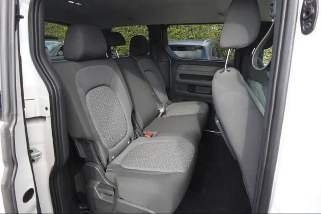 Gebraucht VW ID. Buzz Pro 150 kW (204 PS) 2024 Candyweiß Van / Kleinbus