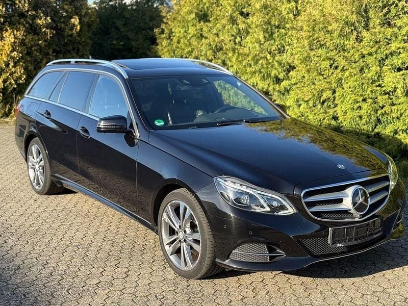 Second-hand Mercedes E350 258 CP (189 kW) 2014 Negru Berlinǎ