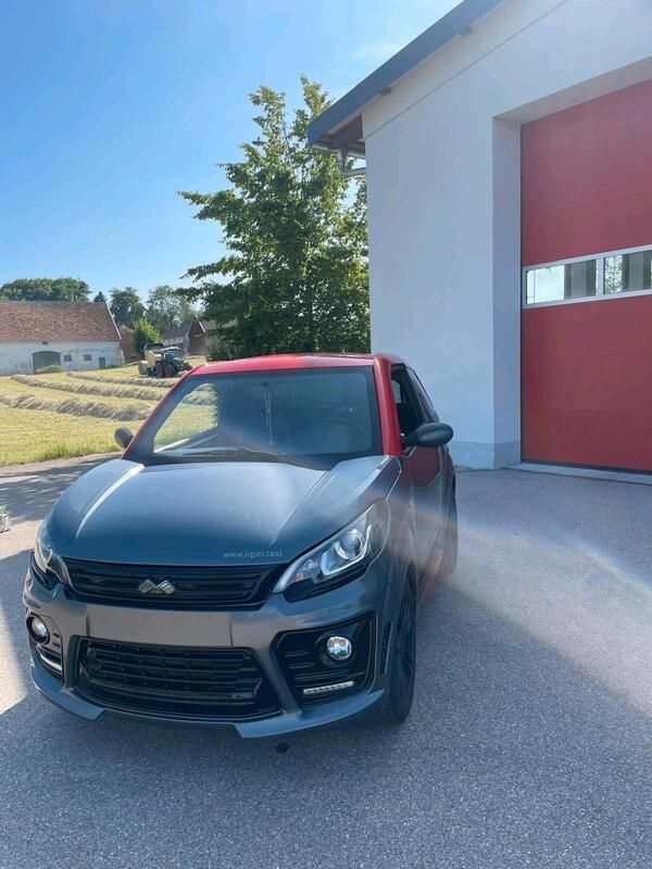 Grau Gebraucht 2018 Ligier JS50 Kleinwagen | 7.400 € (Fairer Preis) - Bild 1/4