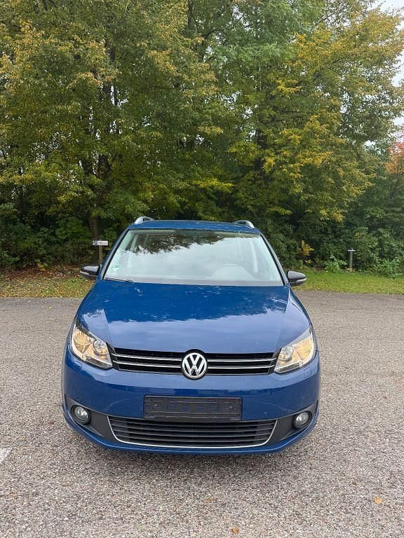 Blau Gebraucht 2011 VW Touran Style Van / Kleinbus | 7.700 € (Fairer Preis) - Bild 1/4
