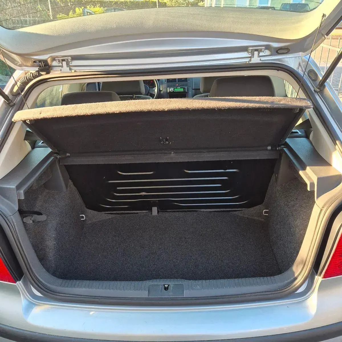 Gebraucht VW Polo Basis 54 PS (39 kW) 2003 Grau Limousine