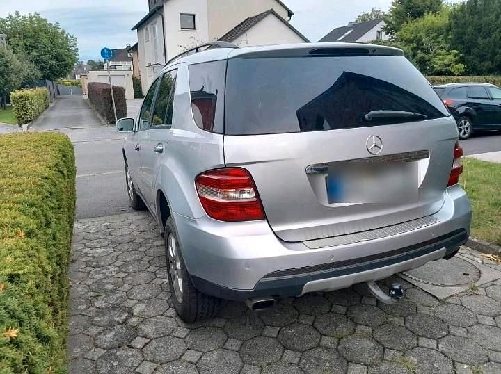Gebraucht Mercedes ML280 190 PS (139 kW) 2005 SUV