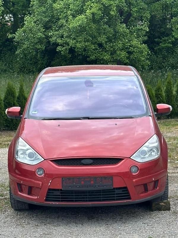Rot Gebraucht 2006 Ford S-MAX S Van / Kleinbus | 1.299 € (Etwas zu teuer) - Bild 1/4