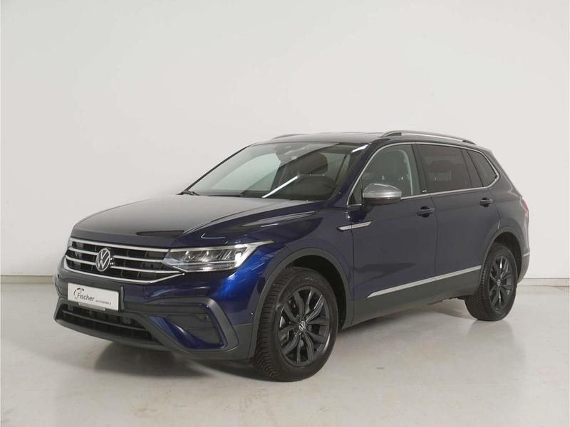 Gebraucht VW Tiguan Allspace Move 200 PS (147 kW) 2024 Blau SUV