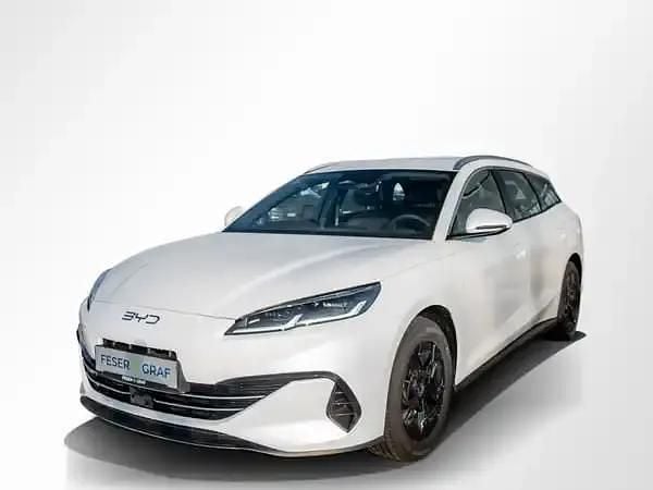 Neu BYD Seal 184 PS (135 kW) 2026 Weiss Kombi