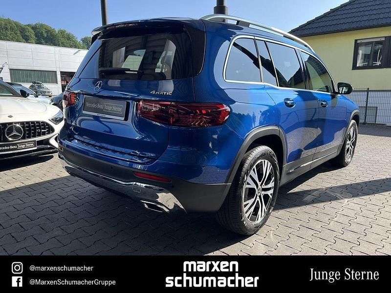 Gebraucht Mercedes GLB220 190 PS (139 kW) 2024 Lack spektralblau SUV