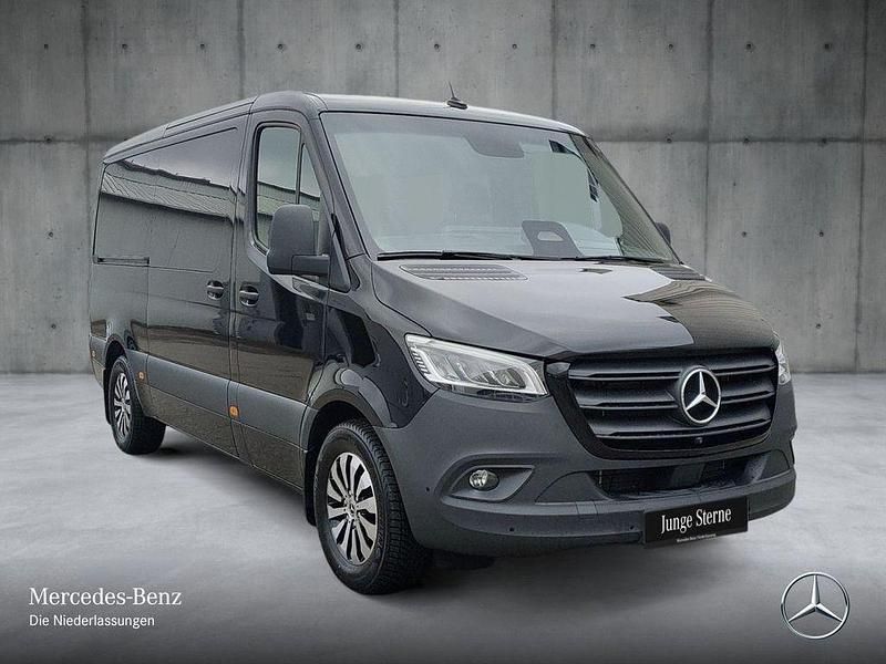 Gebraucht Mercedes Sprinter 190 PS (139 kW) 2025 Schwarz Van