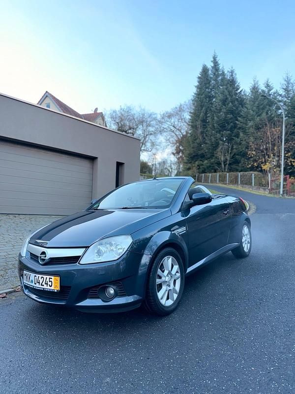 Blau Gebraucht 2006 Opel Tigra Cabrio | 3.790 € (Teuer) - Bild 1/4